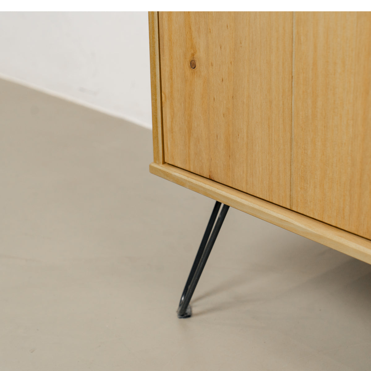 Bravo Furniture | Ashford 2 Doors Flat Screen TV Unit of Wood
