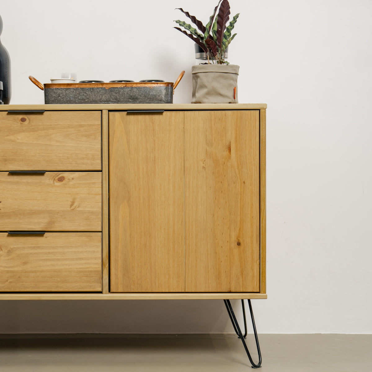 Bravo Furniture | Ashford Small Wood Sideboard with 1 Door 3 Drawers