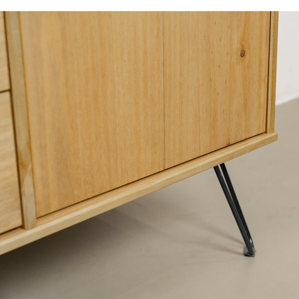 Bravo Furniture | Ashford Small Wood Sideboard with 1 Door 3 Drawers